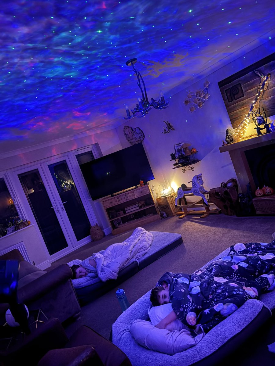 dietmumrepeat's tweet photo. Four months later and the โone-night lounge sleepoverโ has apparently become a full tenancy agreement ๐ตโ๐ซ๐
Any tips for getting my two little men back into their beds
#AutismParenting #ADHDParenting #NeurodivergentKids #SleepRoutine #MumLife #SENDParent #DietMumRepeat https://t.co/5zyZ5pHVtH