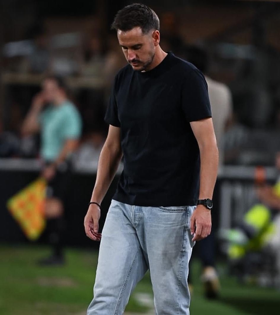 realmurciacfsad's tweet photo. 🗯️ ❝Hemos dejado de ganar duelos y segundas jugadas en el tramo final y eso nos ha hecho meternos atrás❞. 

🗣️ 𝑆𝑒𝑟𝑔𝑖 𝐺𝑢𝑖𝑙𝑙𝑜́

🔗 https://t.co/rTRs40xPHu 
#CartagenaRealMurcia https://t.co/9yPwBtSTd1
