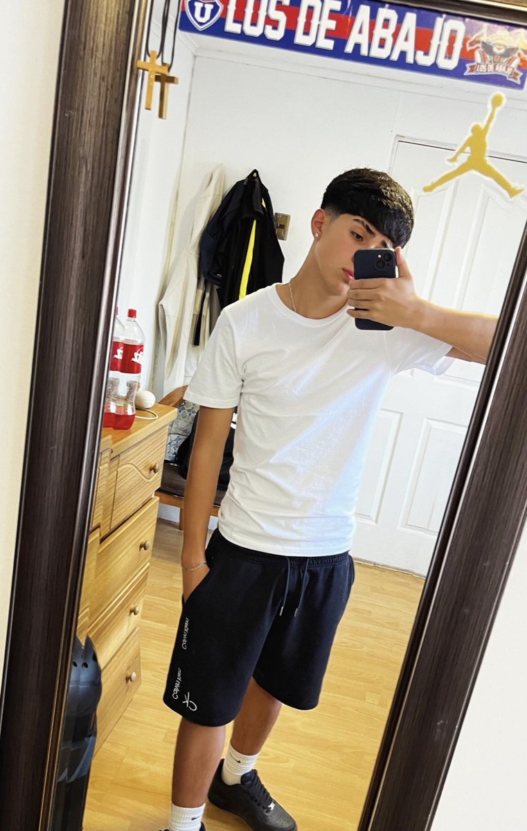 pimp777_'s tweet photo. @SEG2M0 Quieres hablar https://t.co/MLhuz3IwL2
