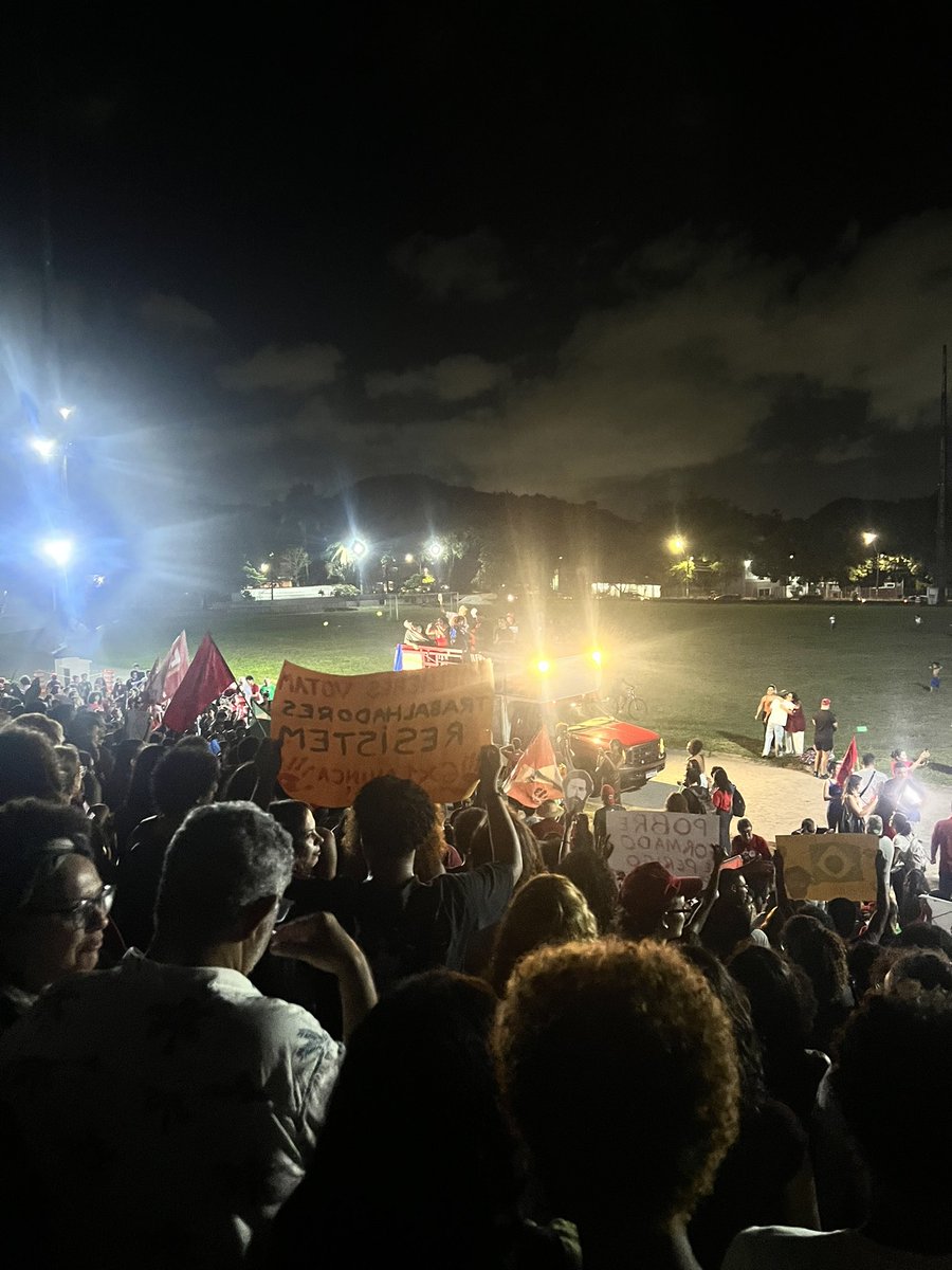 heesgrr's tweet photo. bolsonaro tu vai morrer 
#EleNão #UFRPE https://t.co/X3hAjgnbtQ