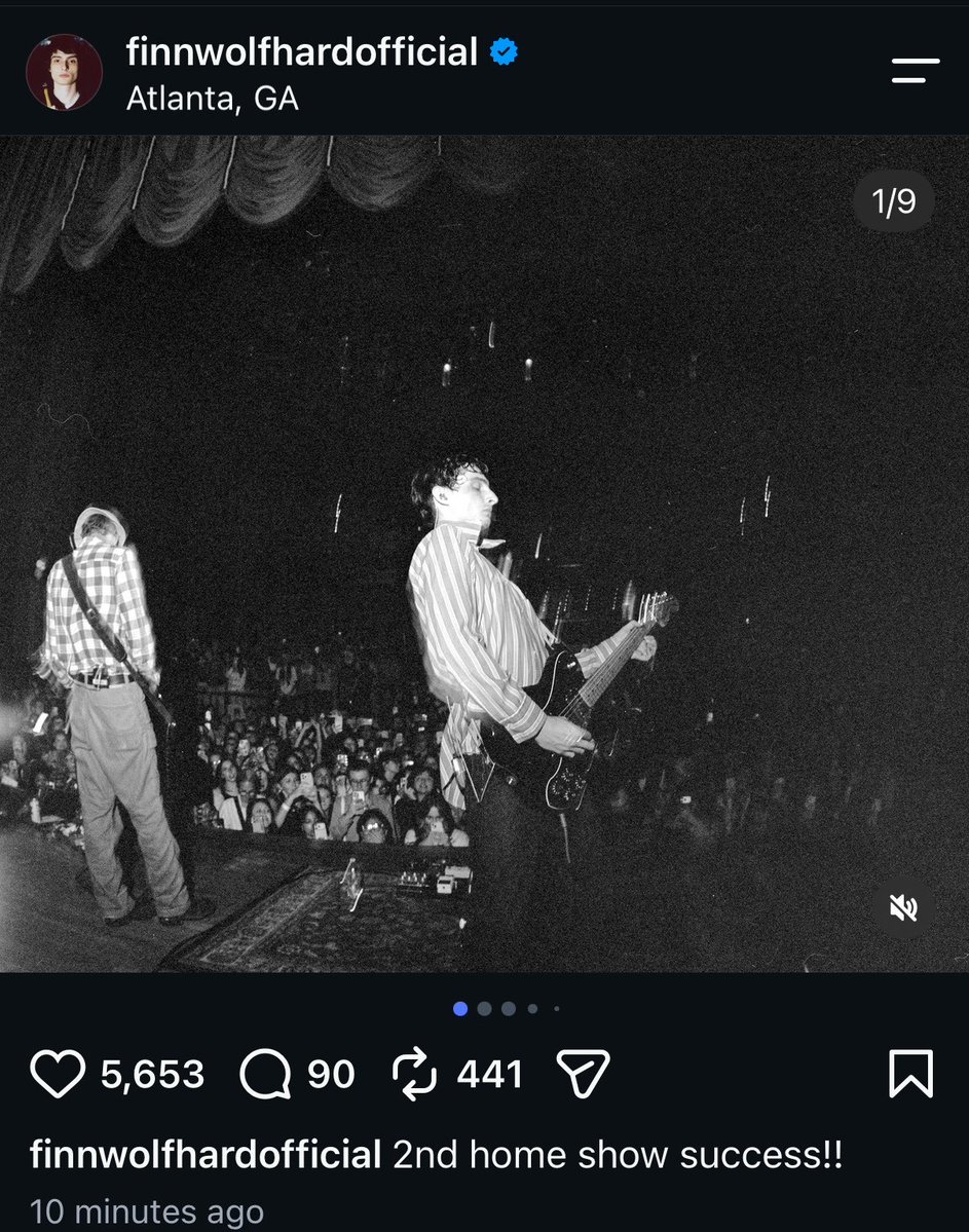 ffthschnapp's tweet photo. CALLING ATLANTA HIS SECOND HOME AND PUTTING GOOD MORNING AS THE SONG CHOICE AFTER SAYING “THIS IS THE SONG YOU GUYS (as in foah shippers) LOSE YOUR SHIT OVER” ABOUT IT OH THESE HEALS FOR FOAH…. https://t.co/kB9IZdvj3s