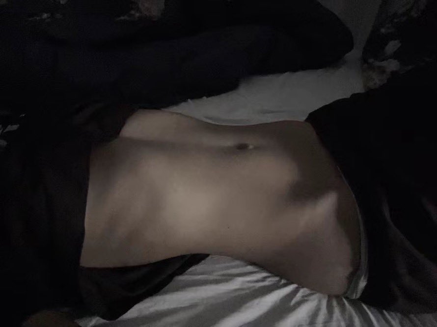 frutigzen0's tweet photo. september -> october >⩊< !!  #bodycheck #edrtwt #ricecaketwt https://t.co/qKvuYoKMl8