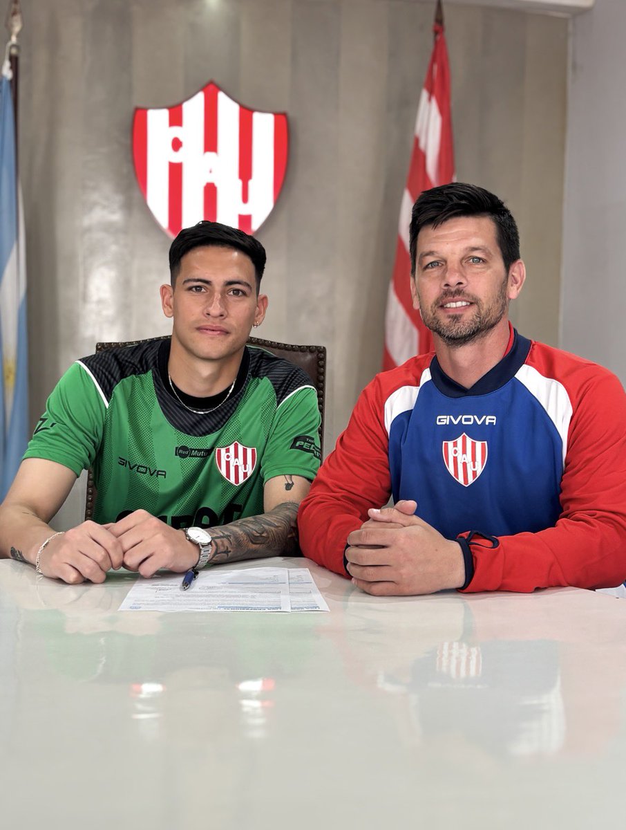 clubaunion's tweet photo. MEULI 2028

El arquero Lucas Meuli extendió su vínculo con Unión hasta diciembre de 2028 🇦🇹
¡Vamos por más! https://t.co/96KAikVQ12