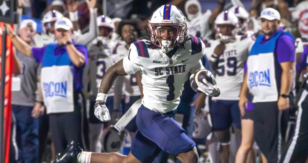 StateSc95741's tweet photo. GAME DAY UPDATE: OPERATIONS CHANGES ANNOUNCED FOR SC STATE-CHARLESTON SOUTHERN GAME. For complete release and more information visit https://t.co/6qcea5gxDQ @SCState_Fb @SCSTATE1896 https://t.co/WdOuZgjIBa