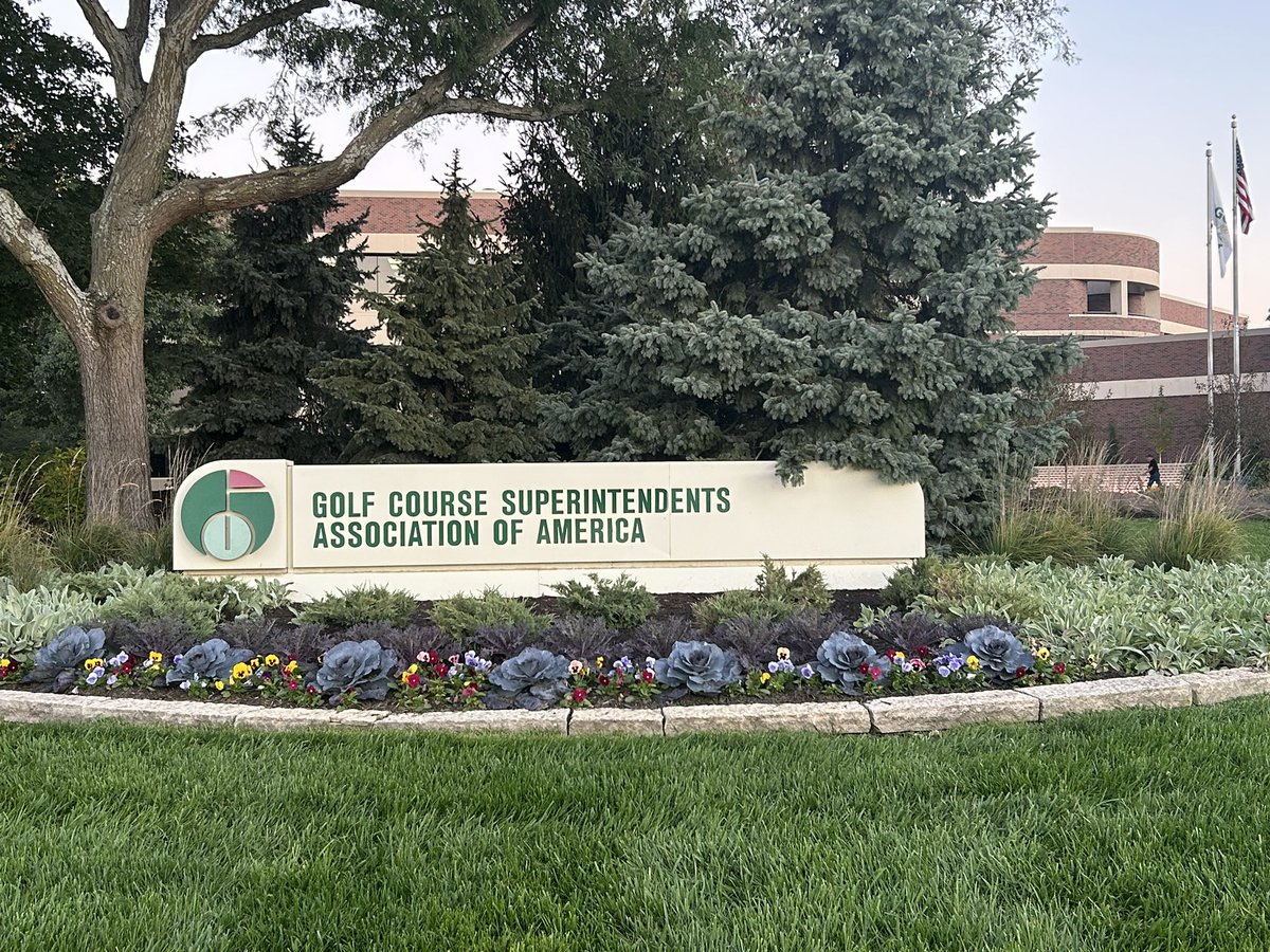 PLCCGCS's tweet photo. What an amazing @GCSAA Chapter Delegates meeting. Thanks to all the chapter delegates for representing your chapter members and helping advance our association forward. https://t.co/9u2C7wlYWt