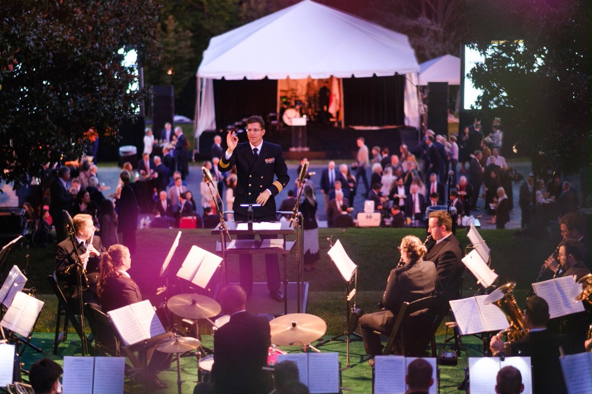 GermanyinUSA's tweet photo. Last night, we at the German Embassy celebrated German Unity Day with the State of Hesse @RegHessen. 🇩🇪🤝🇺🇸 36 years after reunification, we say thank you to the US for its support. We were honored to welcome @PDabbar and Minister-President @BorisRhein_cdu. 🧵 1/4 https://t.co/1dLfBlWV0B