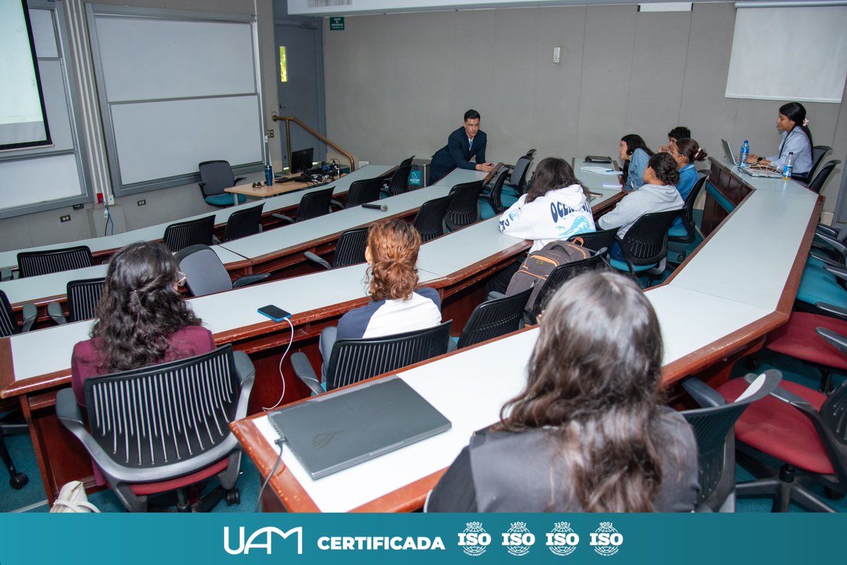 UAMNica's tweet photo. 🐆💙 En el marco de la jornada del Hackathon Nicaragua 2026, la UAM, a través de la Dirección de Innovación y Emprendimiento realizó el Taller de Storytelling y Elevator Pitch, dirigido a los comunicadores de los nueve equipos UAM clasificados a la fase final del evento.

#UAM https://t.co/skOWmAVjrZ