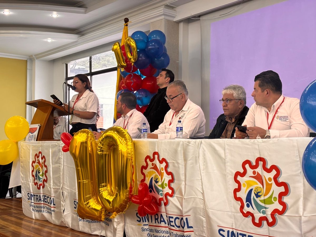 BecerraGabo's tweet photo. Saludo los 10 años de #SINTRASECOL, un sindicato que agrupa a muchas compañeras y compañeros valiosos, que defienden la vida y la búsqueda de un país en paz. @Sintrasecol2 https://t.co/umR6P38OAT