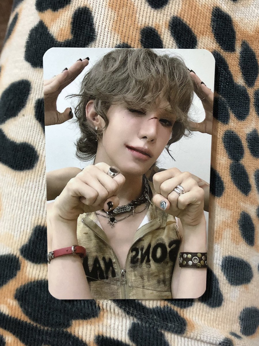 doritheworld's tweet photo. feedback positivo pra @Wolfbiadrops pela venda desse muti! veio muito bem embalado e chegou super rápido e em segurança, muuuito obrigada 🫶🏻❤️🫂 https://t.co/Bc5nAwxOHi
