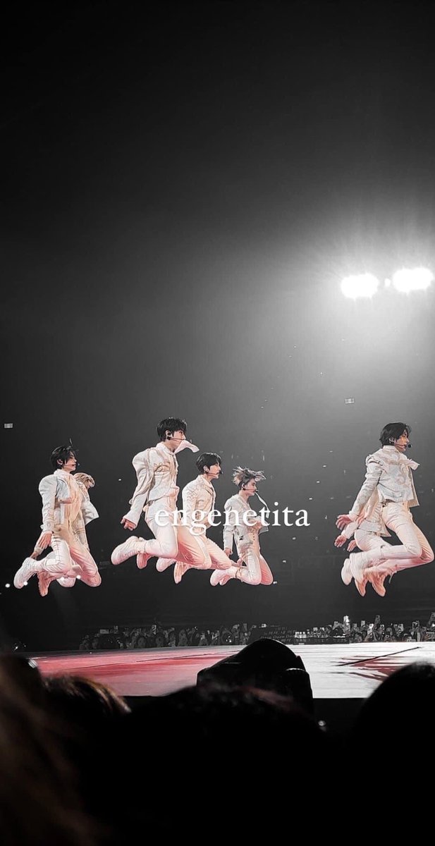 wayokyu's tweet photo. they really just used to levitate like that https://t.co/8GMM6Nn9YN