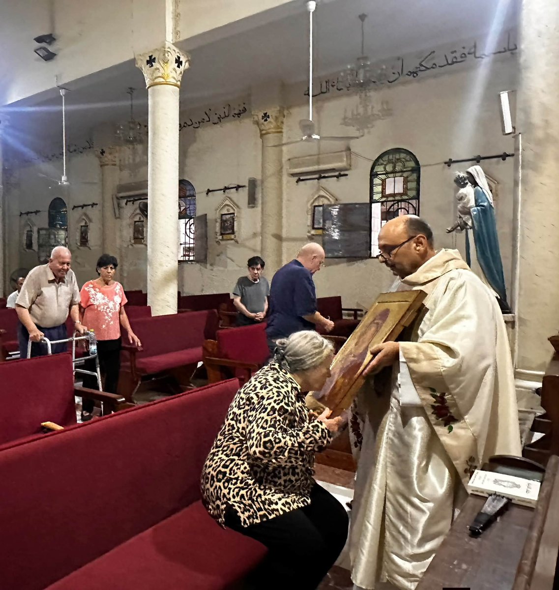 PGabRomanelli's tweet photo. Santa Misa por el fin de la guerra en Gaza

Nos unimos en oración, pidiendo a Nuestra Señora del Rosario el don de la paz para Gaza y Tierra Santa. https://t.co/LnCnRGMsXU