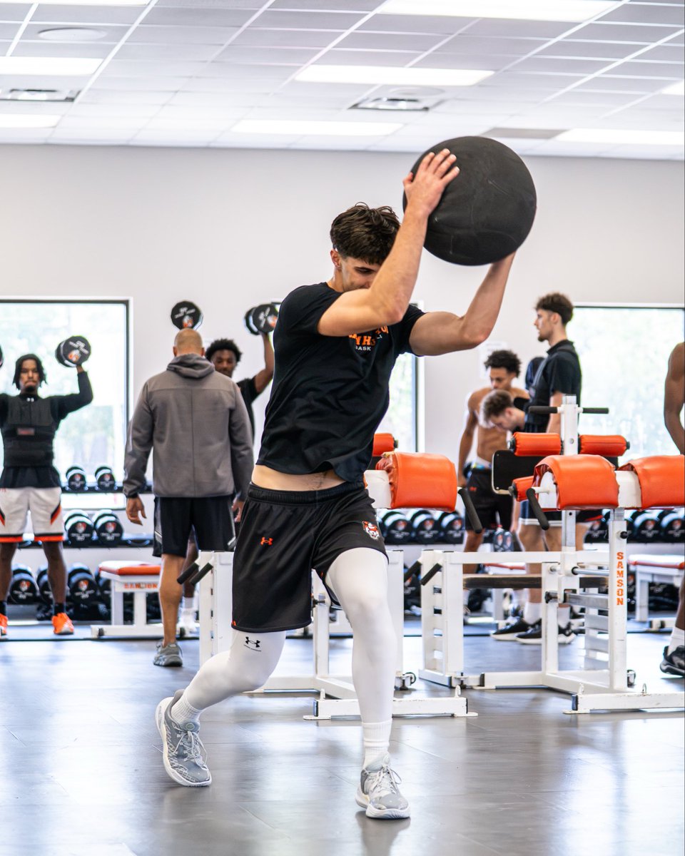 BearkatsMBB's tweet photo. Keep stacking days
#EatEmUpKats | #BePartOfIt https://t.co/riIv5T7Zqw