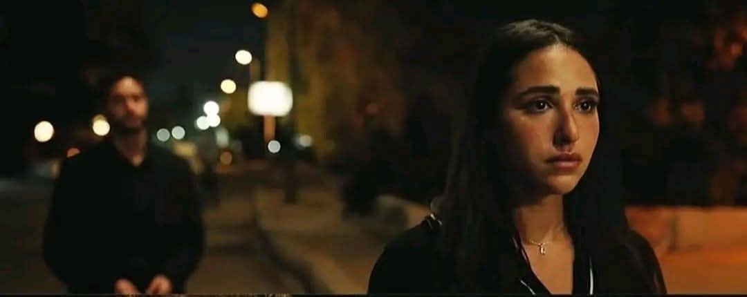 cinemalines721's tweet photo. "بس تعرف إيه الأغرب .. 
إننا نتقابل صدفه بعد السنين دي كلها و نتكلم كإننا لسه سايبين بعض امبارح"

٦ ايام | 2025 https://t.co/cIHsfWigjn