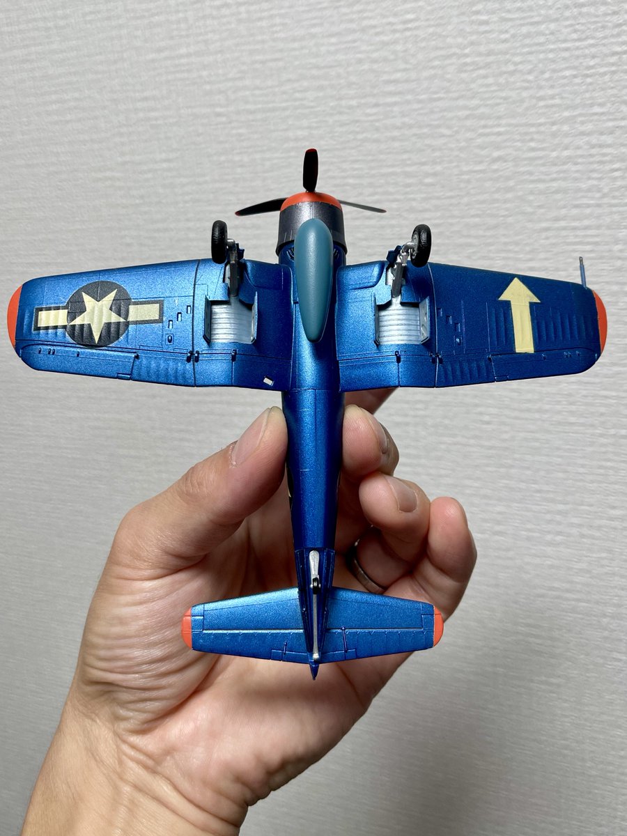 OneDA_Esora's tweet photo. ハセガワ1/72コルセア完成しました🙌🏻✨

初めて航空機を塗装し作ってみました🔧
マスキングが大変だけど仕上がると満足度が高いです✈️✨

完成後2箇所大きなデカールの上下間違えて☆が逆さになってる事に気付きましたw
ま、御愛嬌で😚 https://t.co/WpKOgFyRUW