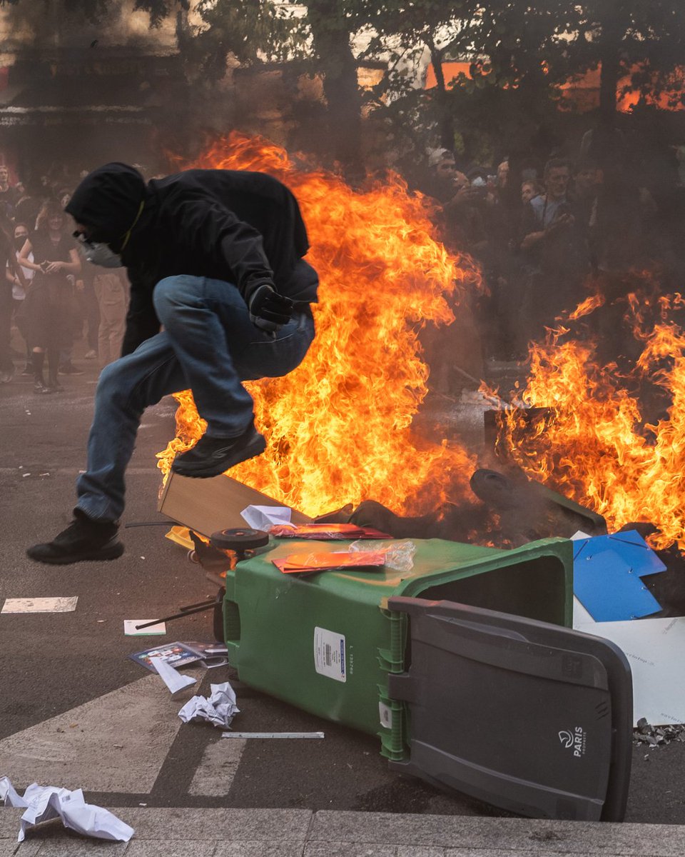 FoxNews's tweet photo. "I think at the very heart of this, is the far-left and the Islamists combining forces to undermine France itself."

Nile Gardiner and experts on extremism in France are saying far-left and Islamist groups are helping fuel the student unrest, while pro-Palestinian organizations have backed demonstrations that began over school conditions.

Protesters have carried Palestinian and Antifa flags, while one expert argued anti-Israel politics are helping turn demands for better schools into a 'broader confrontation' with the government.

The unrest is now in its third week, with more than 6,100 arrests and 715 police officers injured.

Follow the latest developments on the protests with the Fox News app: https://t.co/ISpW9FcyGB