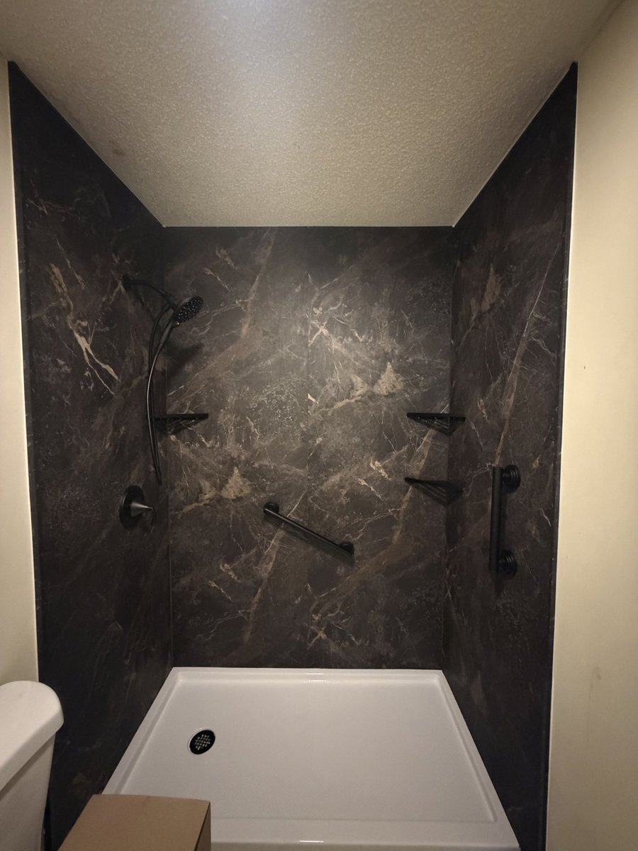 SirDevo_'s tweet photo. Another day, another job DONE🤙🏾🛠️ https://t.co/VbTc5Juixi