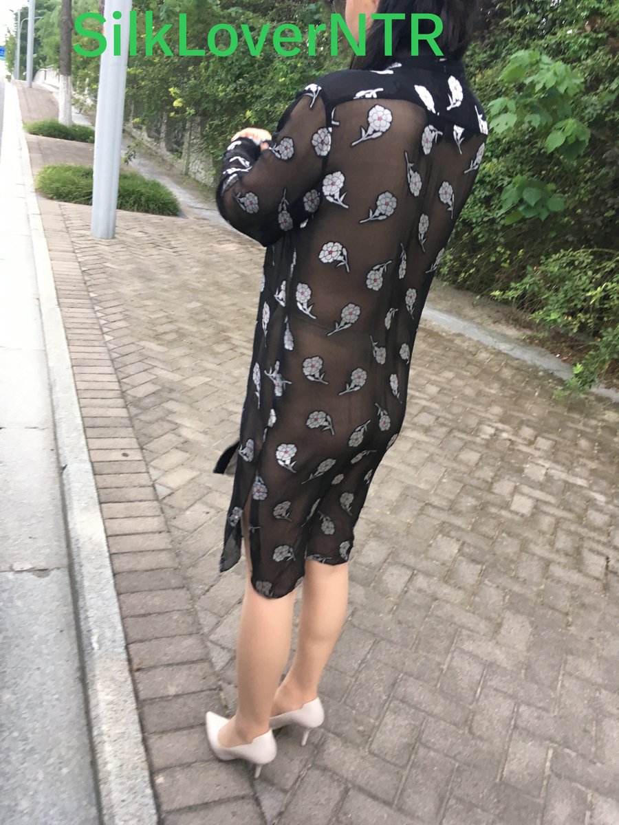 SilkLoverNTR's tweet photo. @Sweet_xst 这样等车不会被看光吧 https://t.co/kBKGOB9Xoo