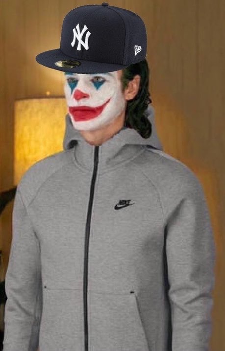 MikeSalvatore10's tweet photo. Me thinking the Yankees were going to win the World Series this year https://t.co/HjCR86cIOU