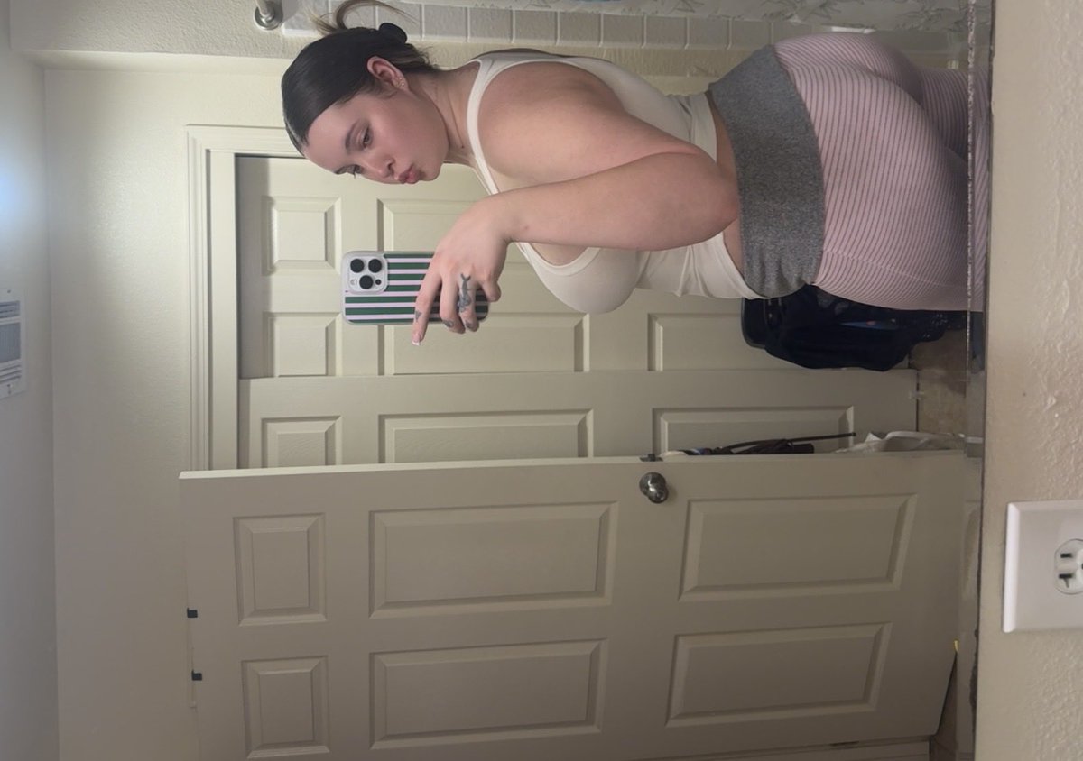Dccg_1's tweet photo. September dumpyyy https://t.co/xyDUznU9tr