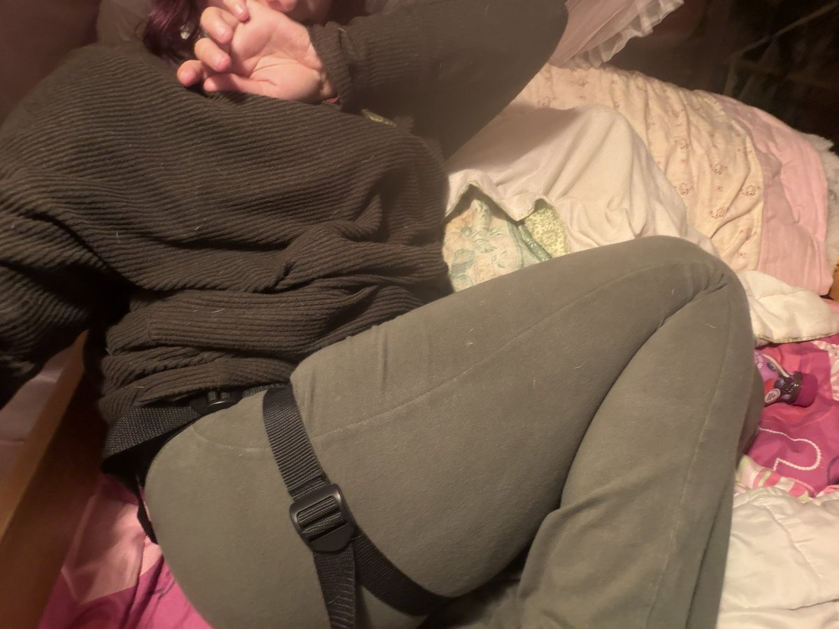 pretty_boy2008's tweet photo. Dick so small you can’t even see it https://t.co/cmb2oAfXsN