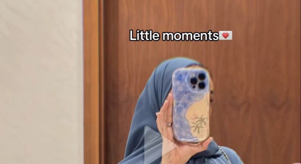 bymgm_'s tweet photo. بالنيابه عن السعودية اقولك الفلوس حلال عليك شوفي لك اقرب نادي يلم شحومك وسوي زراعه للصنادح اللي واصله لظهرك https://t.co/QubddqLSUC