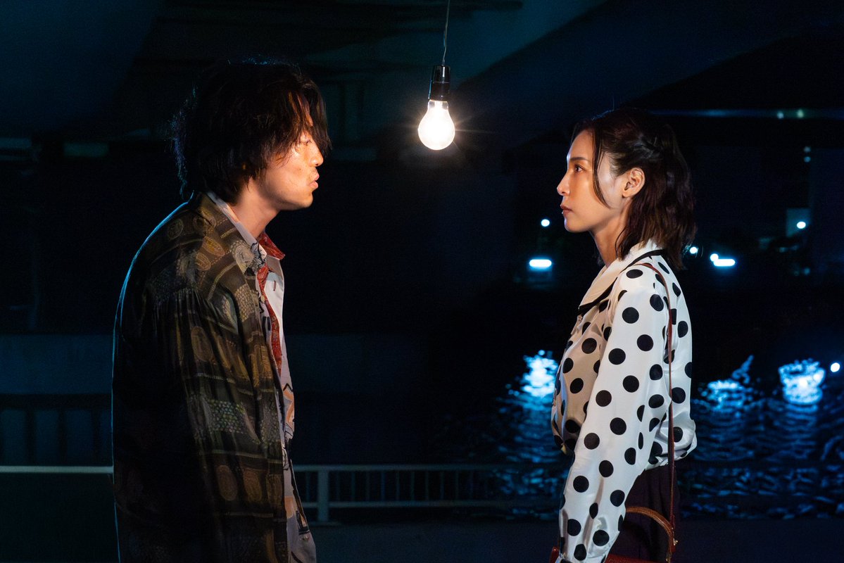 zetsubou_ktv's tweet photo. #絶望できない男 最終話あらすじ

全てを失い、ホームレス生活を送る奥本(#大東駿介)の前に、洋子(#相武紗季)が現れる。差し出された一枚の紙を手がかりに、1億320万円の借金返済という果てしない道を歩み始めた奥本。一方、かつての部下・水野(#八村倫太郎)は新たな道で目覚ましい活躍を遂げており... https://t.co/KR28IpekW9
