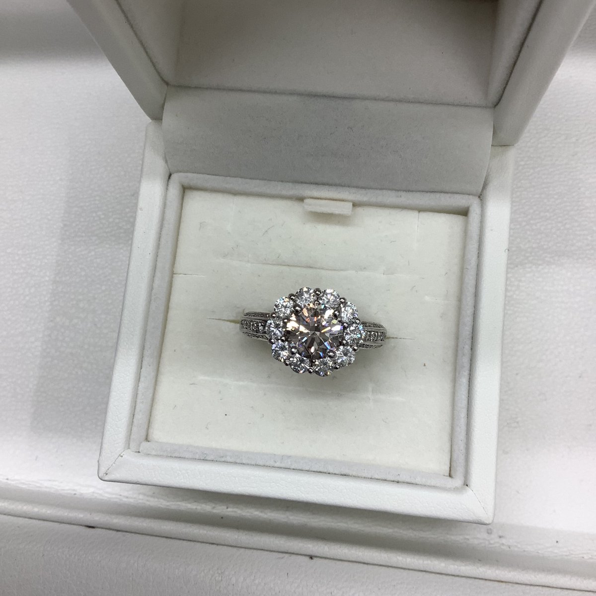 spk_kc's tweet photo. ダイヤリングご売却ありがとうございます！！

札幌で品物を売るなら
大黒屋 質札幌買取センター店にお任せ下さい！

買取＆質に完全特化した店舗ですので、
高額買取でお応えします💴💷
📲011-209-8651

#ダイヤ #企業公式相互フォロー https://t.co/M4LgAel0VN
