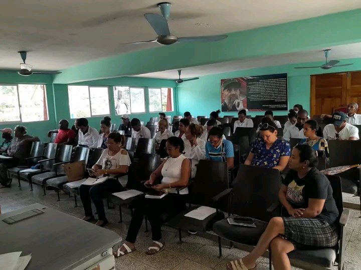 YoneisisJunco's tweet photo. Participamos en el chequeo y seguimiento que se dá en #TercerFrente #NuestroEsfuerzoEsDiario al PAMI.
#100AñosConFidel 
#100AñosJuntoAlmeida https://t.co/TEj2m0E4jF