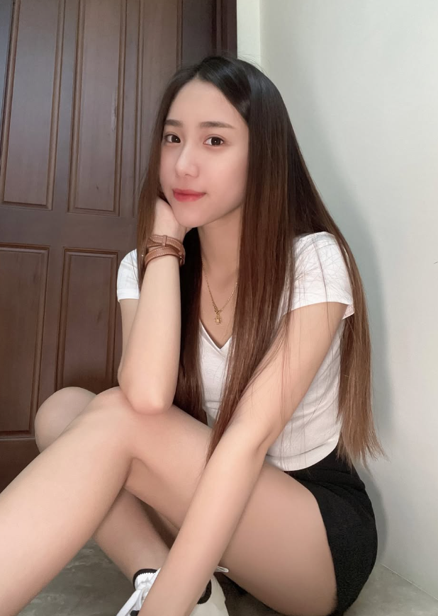 wondajona's tweet photo. 听说侧入插的比较深，真的是这样的吗？？ #新加坡 #马来西亚 https://t.co/hgIaxuExUY