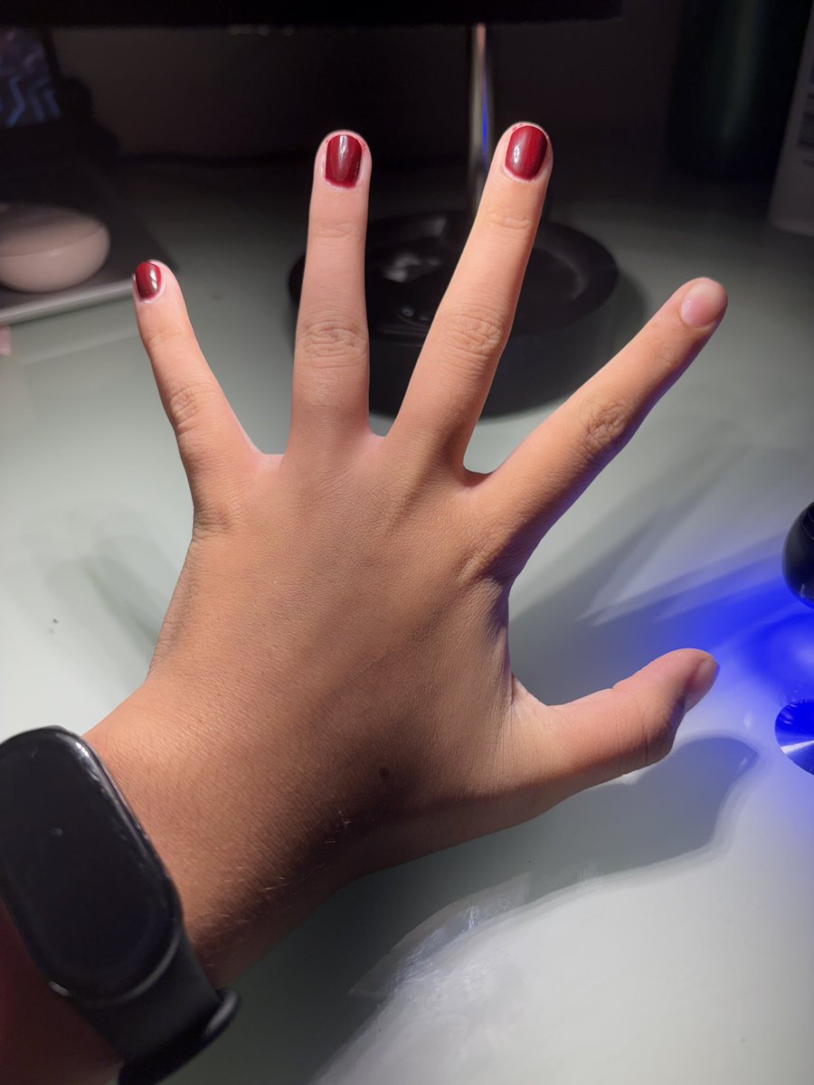 queerleathrr's tweet photo. cant even enjoy painting my nails cuz my fingers so fucking fat 😭 https://t.co/mcfo9XREnZ