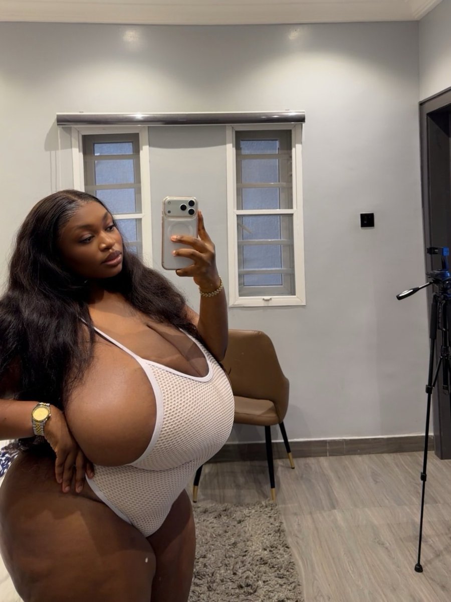 BigSissycp's tweet photo. Confidence speaks for itself ✨😍 https://t.co/daZJJZqtNV
