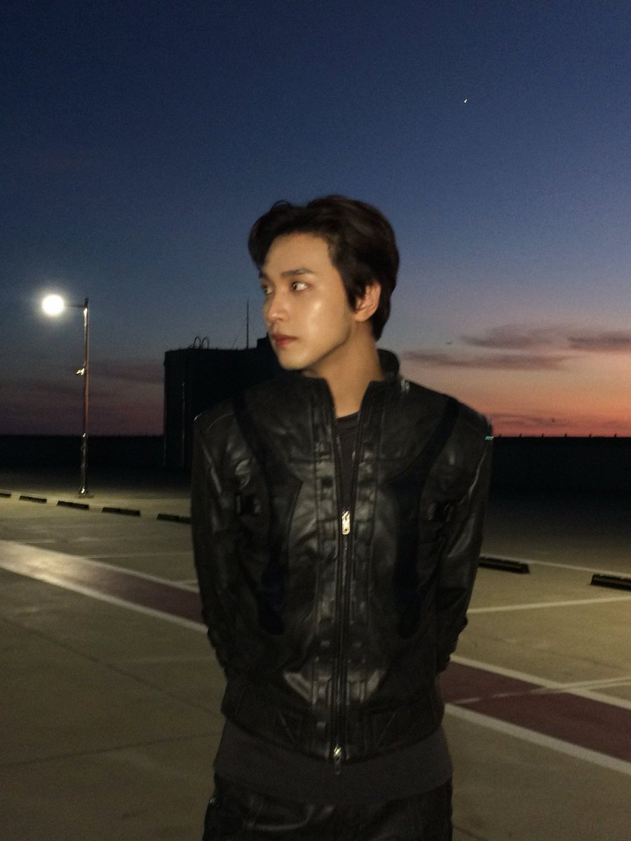 LHCFEED's tweet photo. #haechan for the nct 127 - redline tour photo dump! 📸 https://t.co/TFlFkUkjXm