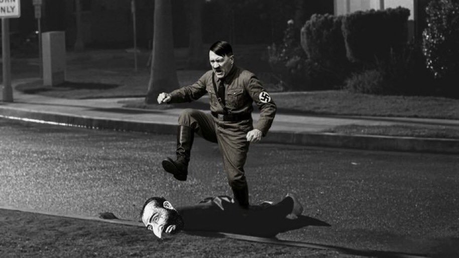 ELSOSOMX's tweet photo. @thegoodexpert @jacksonhinkle Nigga Jew... https://t.co/xTJfYY7Lvl
