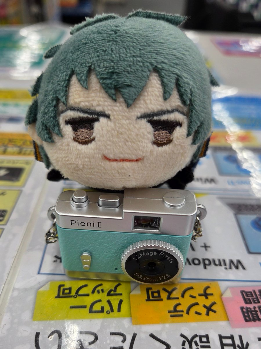 yakata_kanazawa's tweet photo. #パソコンの館金沢店 はその名の通り、パソコン専門店
ですが、パソコン以外のこんな商品も取り扱っております❗️
#TOY Camera #PieniⅡ
画質は131万画素と控えめ画質ですが
このサイズ感をご覧ください❗️
俵型ぬいや高さ10㎝のぬいにぴったりサイズ
#ぬい活 でぬい目線の写真を撮るのにおすすめです❗️ https://t.co/0EZwHfP5QG