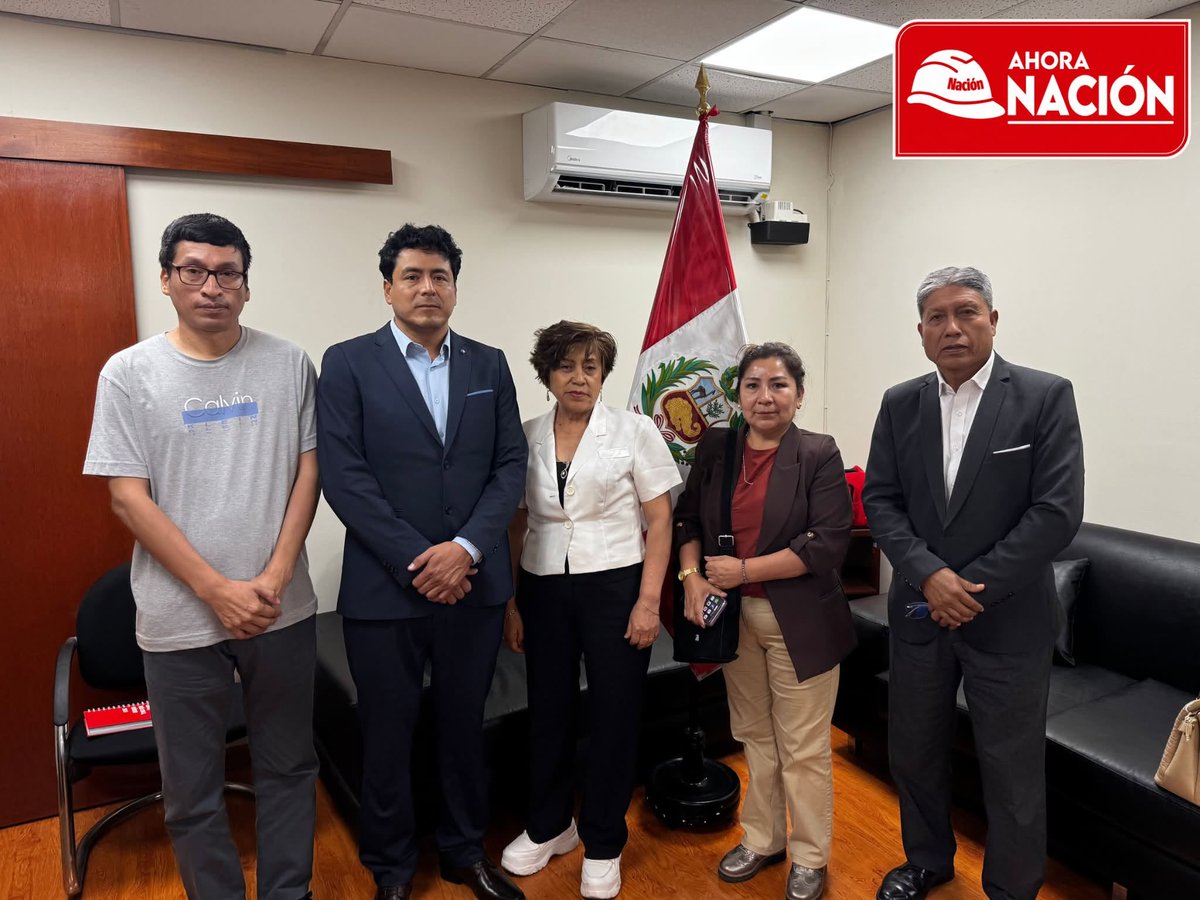 FreshmanBuitron's tweet photo. Nos reunimos con la FENDUPP-H, federación de docentes de universidades públicas, que pidió acompañamiento para cumplir compromisos de mejora remunerativa. Haremos seguimiento ante el MEF sobre las medidas pendientes.

📅 11 de septiembre de 2026 https://t.co/0mnNp9VjJ2