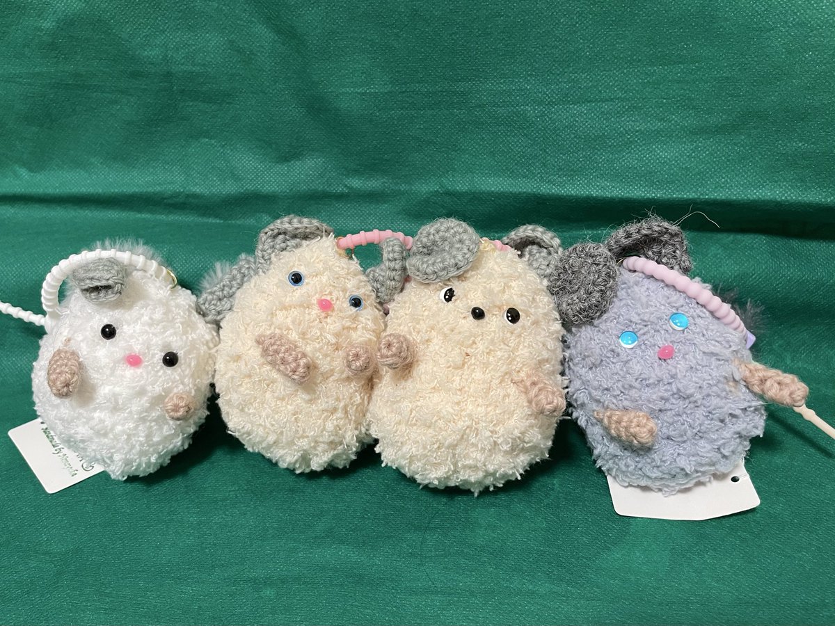 Perlerbz60's tweet photo. 今回の「とりっぷ＆ぴーずin浅草」は小鳥と小動物の合同展示即売会なので、マルシェで出してるチンチラさんも連れて行きます。
ブースでは鳥に圧倒されてると思うけど、私のブースでチンチラさんを探してね

とりっぷ＆ぴーずin浅草
10月10日（土）
11時〜17時
東京都立産業貿易センター台東館7階 https://t.co/Ehs08mVtzP