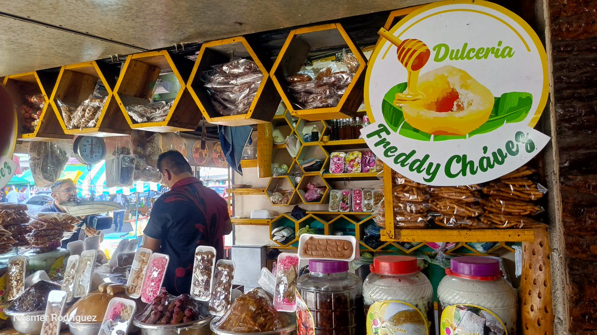 Canal4Ni's tweet photo. 🍬🇳🇮 ¡Orgullo que endulza a Nicaragua! ✨
Fue lanzado el Concurso Nacional de Dulcería Tradicional, una iniciativa que busca reconocer, promover y preservar los sabores tradicionales de nuestro país. 🍭❤️#noticias #canal4
Más información 🌐👉🏼 https://t.co/0VmMG9ww4q https://t.co/9BLDuMloNZ