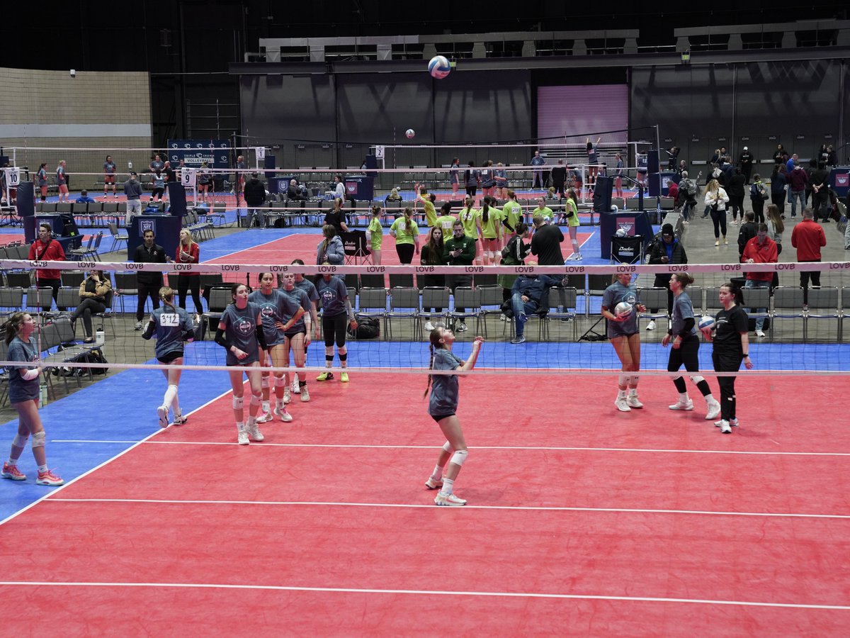 TCVolleyball's tweet photo. 🏐 Train. Compete. Get Seen.

Top DII programs like Central Oklahoma, CO Mesa, Grand Valley State and Angelo State are coming to the 2027 TC Volleyball NIT College Camps!

📍 Kansas City
📅 February 12, 2027
🔗https://t.co/bOHzLHC8oO

Limited spots — register now!

#iplaytcs #NIT #tcvolleyball