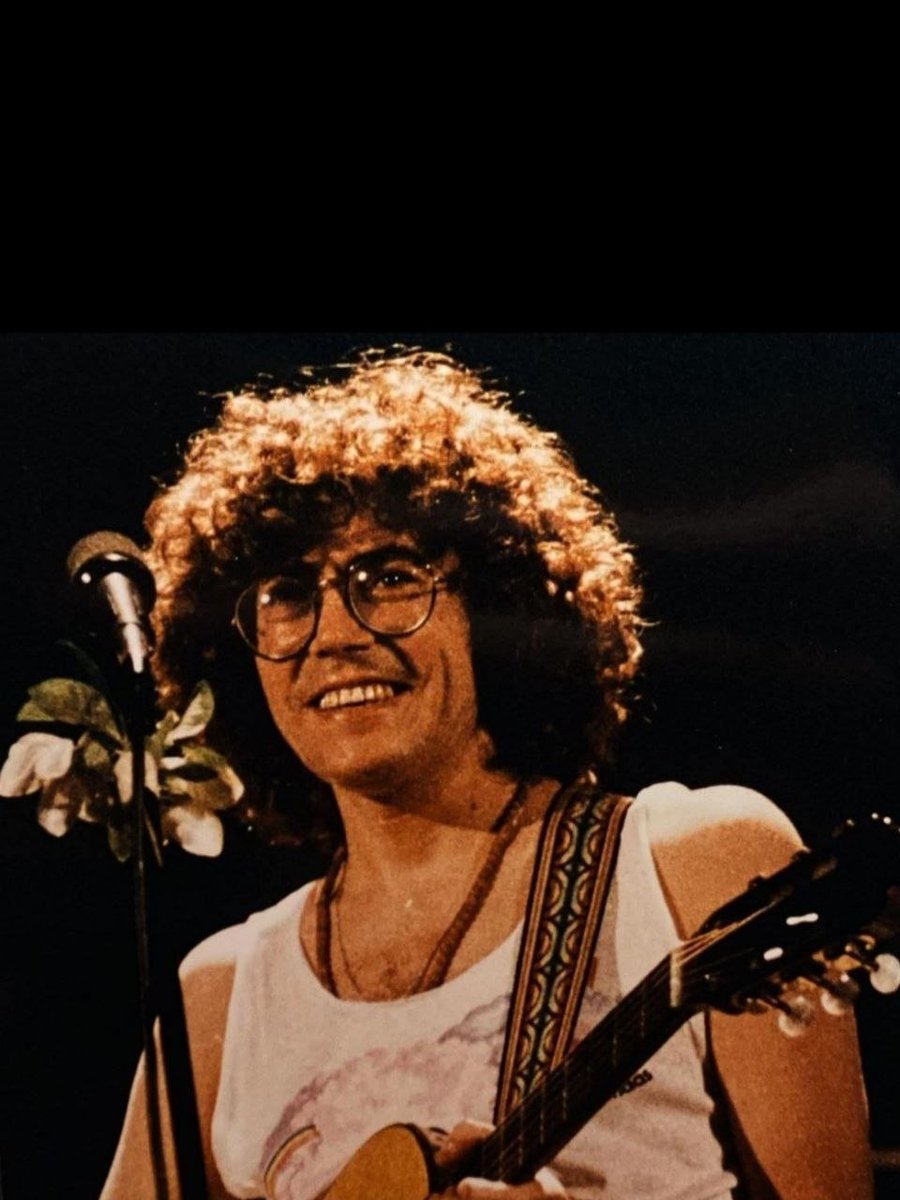 HistoriaM19's tweet photo. Hasta siempre, querido Piero...

Gracias por tanto. https://t.co/w7BXsZsxBn