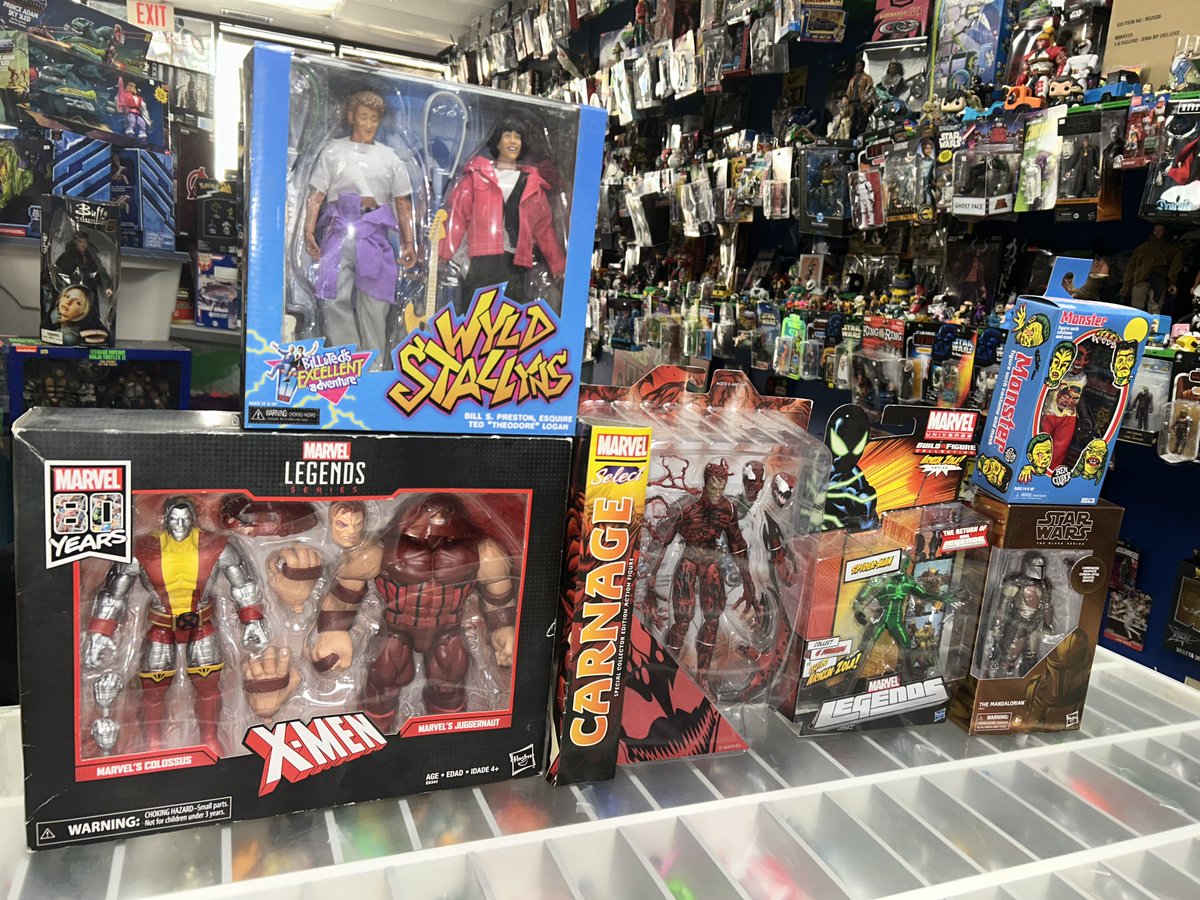 waxpaxquake's tweet photo. #marvellegends #billandteds #marvelselect #quakecollectibles #waxpaxquake #vintageshop #vintagestore #recordstore #vinylrecords #collectiblesstore #vintagetoystore #toystore #toys4sale Always OPEN 12pm to 7pm 6 days a week, closed Mondays. Call the store for Questions or come in. https://t.co/sSOMmwpmuL