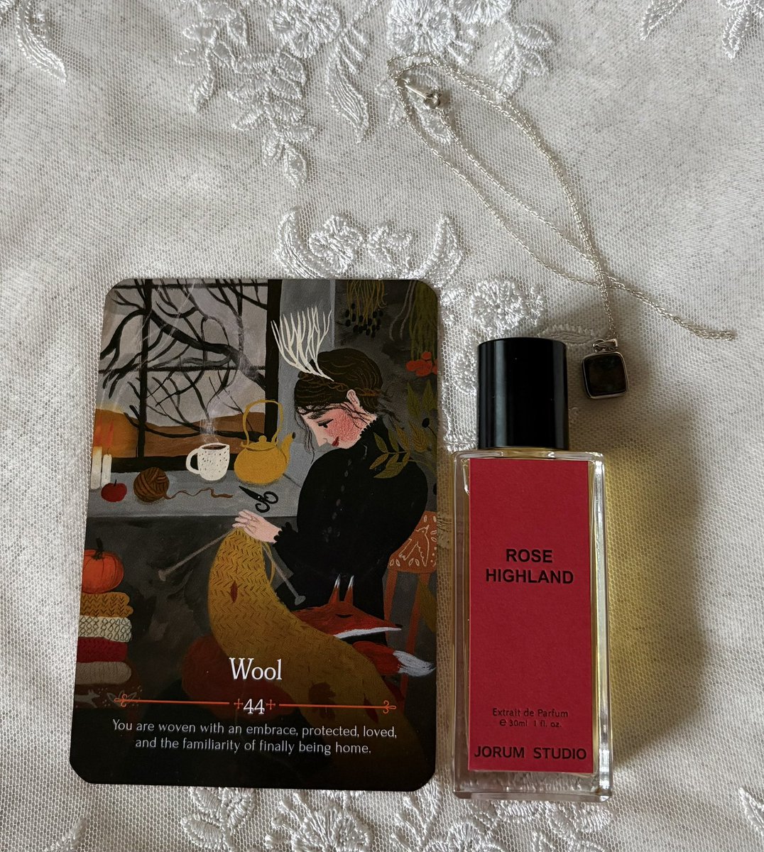 summerain_per's tweet photo. おはようございます☀️
[Jorum Studio] Rose Highlandと出勤中です
荒涼とした土地に咲く一輪の薔薇

今日もサロパのポスト楽しみです
Jorumは日本橋の時のスタッフさんに
また会えるといいな https://t.co/PTmz7sdgXQ