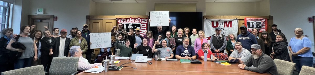 ueunion's tweet photo. On September 29, over 50 members of UE Local 267 showed up to support negotiations with the University of Vermont in what Local 267 member Eleanor Duva called “a demonstration of our strength.” Local 267 has represented maintenance and trades workers at UVM since 1997. https://t.co/R1sTkIZ2U6