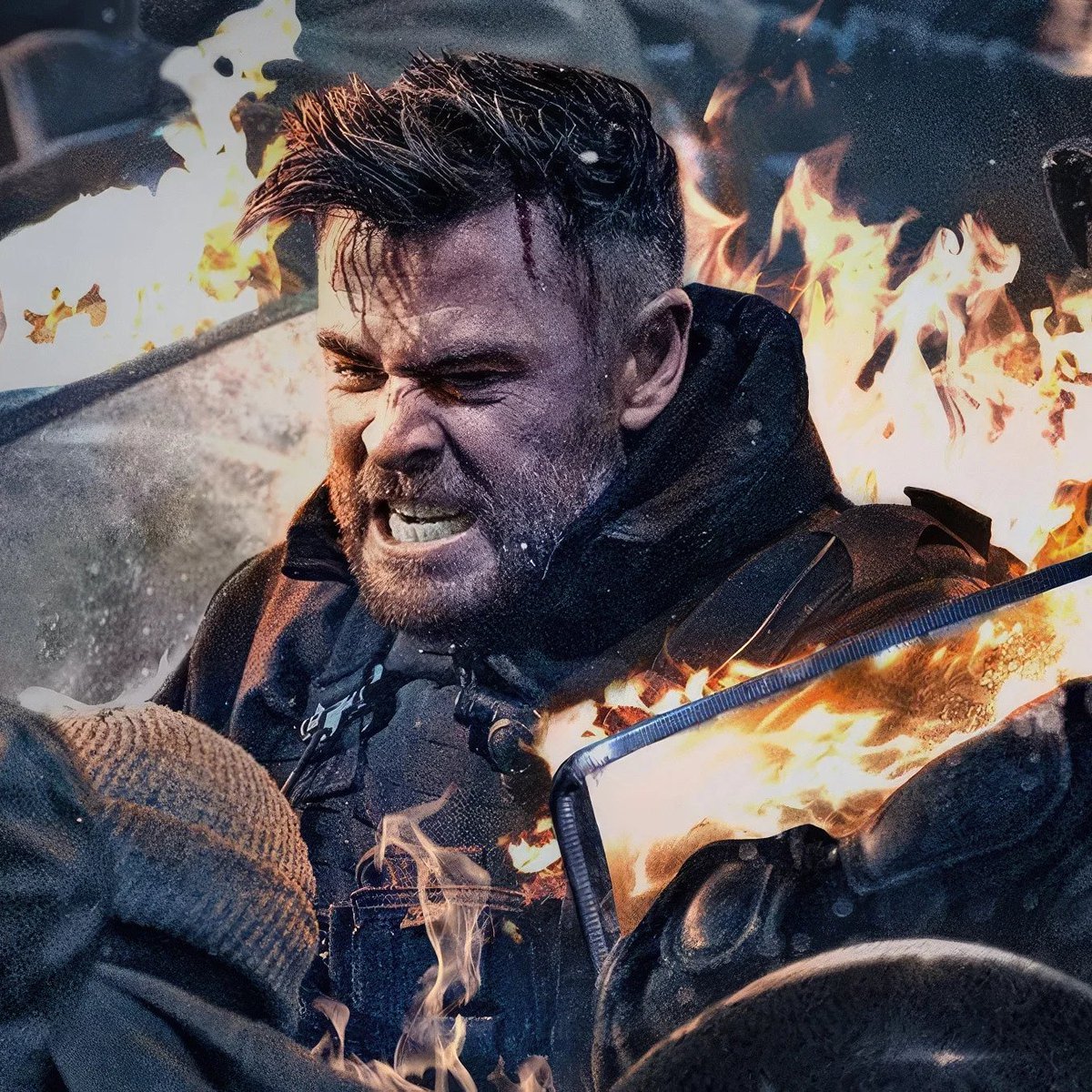 Beyondreporter1's tweet photo. Chris Hemsworth is expected to play Optimus Prime in Michael Bay's Transformers. https://t.co/kbUfFBbSuc