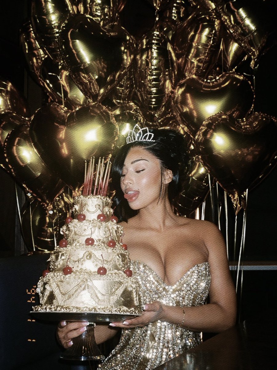 SCOTTYNONEOTHER's tweet photo. ⠀⠀⠀⠀⠀⠀
⠀⠀⠀ ˓  𝓑irthday behavior. 🍒  ˒
⠀⠀⠀⠀⠀ https://t.co/irhEKBXeQO