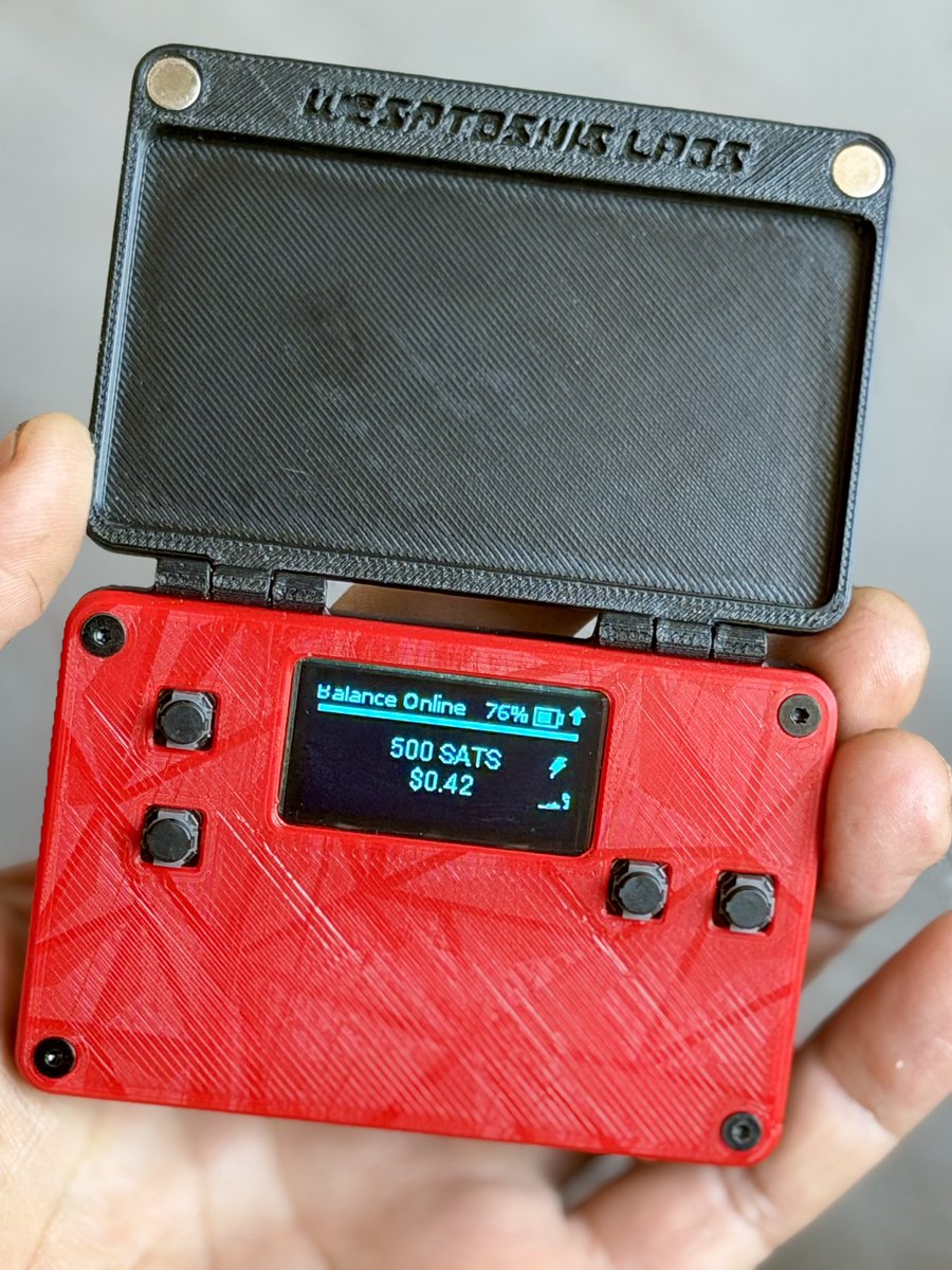 TheFluxReaper's tweet photo. @we_satoshis my dedicated device for lightning ⚡️ payments! Connected to my own Node! 
No App, No phone, no problem! 

#bitcoin #lightning #payments #btc #freedom https://t.co/unq56GfBxe