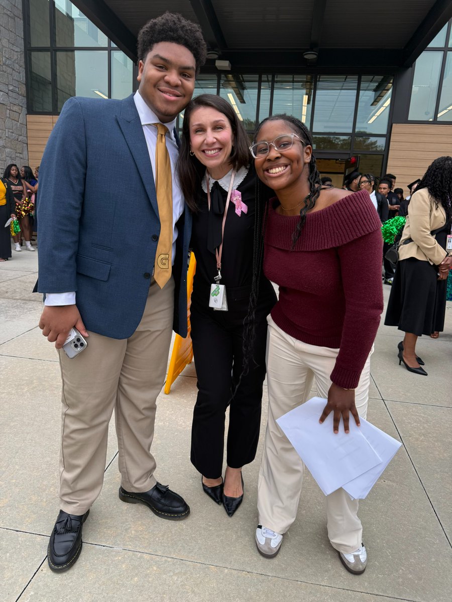 FultonCoSchools's tweet photo. ๐คTalk about a dynamic duo! Ocean Johnson from @Banneker_HS and Quentin Cherry from @GlobalImpactAc1 brought great energy, confidence and professionalism to the FCS 2026 Graduation Rate Celebration. #FCSgrads #FultonCountySchools #TheClimbContinues https://t.co/dQuB7JaCDu
