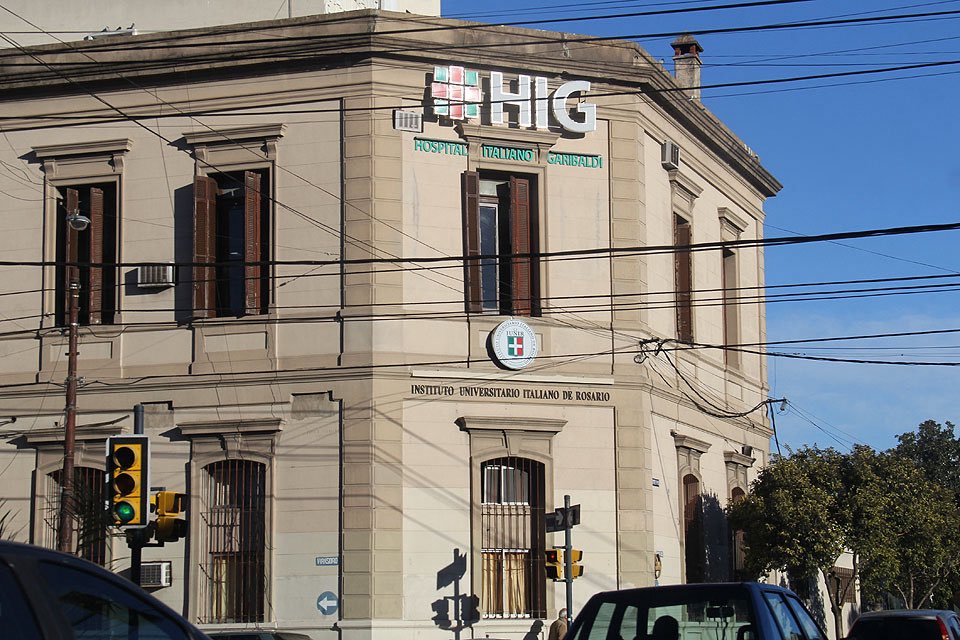 Barca_Archive's tweet photo. Hospital Italiano Garibaldi in Rosario, Room 10, where Lionel Messi spent his first hours after being born, 24 June 1987. https://t.co/NiUbVDbfh4