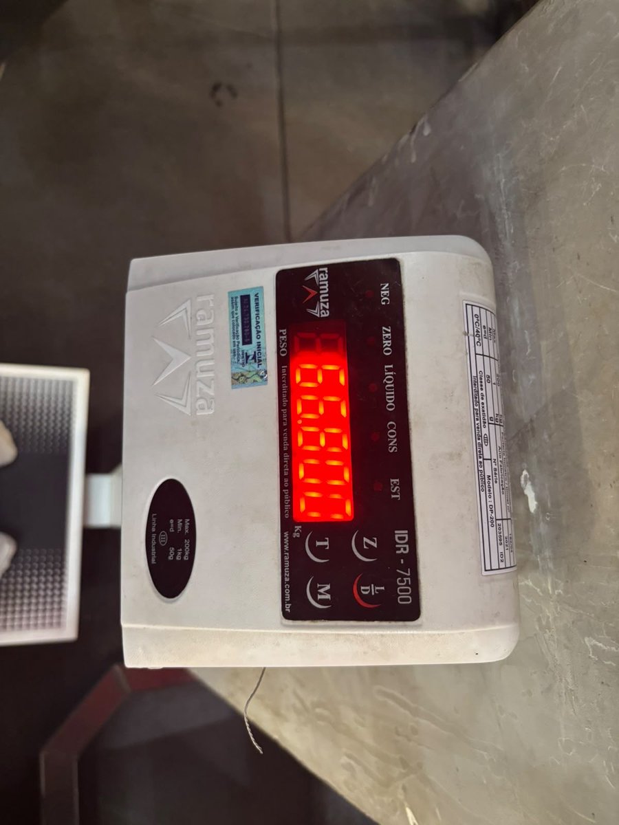 innerbloom333's tweet photo. wow menos 9kg, ultima vez q pesei isso foi sla 2019

ofc vou ser uma mulher alta de pernas finas e malhadas🥳 https://t.co/XhCB7t3sKT