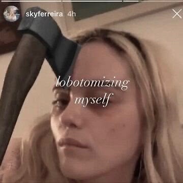 Rosemaryrory's tweet photo. Ate a whole chocolate bar on my period like a fat bitch time to #starve 

#edrtwtㅤ #edtwtㅤ https://t.co/GcZX89aPXD