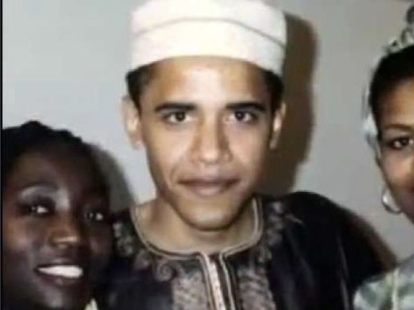 JoeLange's tweet photo. Pigs are starting to fly my friends!

This is CNN bashing Abdul for his criticism of Obama.

Abdul was never a fan of Obama’s.
So why would he beg Obama to do a rally for his campaign in Detroit?

Answer:

Abdul’s inner poll numbers, show he is really struggling with black voters and I hate to break it to him, but Obama isn’t going to help.

Here’s the KEY quote, where CNN lays out Abdul’s bashing of Obama, right before the coming rally.

“In a 2012 HuffPost essay written shortly after Obama won reelection, El-Sayed — who said he had voted for him — accused the president of failing to deliver the “hope and change” that defined his 2008 campaign. “This leader has perpetuated war, violated our civil liberties, deported more people from our shores than any other president before him, and the list of his failures goes on,” he wrote.”

That’s brutal criticism for the black president that CNN treated as unassailable and without fault.

Is Obama being FORCED into a “humiliation ritual” by the Muslim Brotherhood?

The timing of this story couldn’t be more perfect!